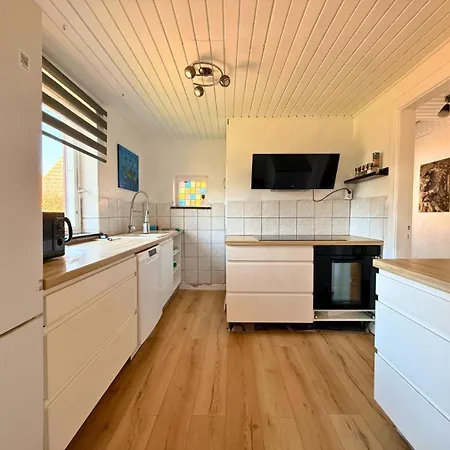 4 Bedrooms Next To Fermen & Puttgarden & Lalandia